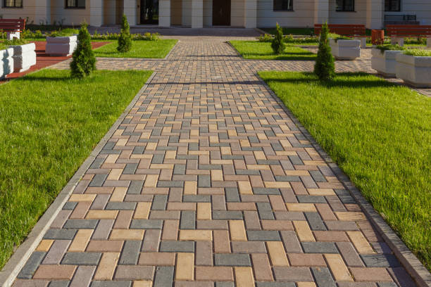 Best Professional Driveway Pavers  in St Anne, IL